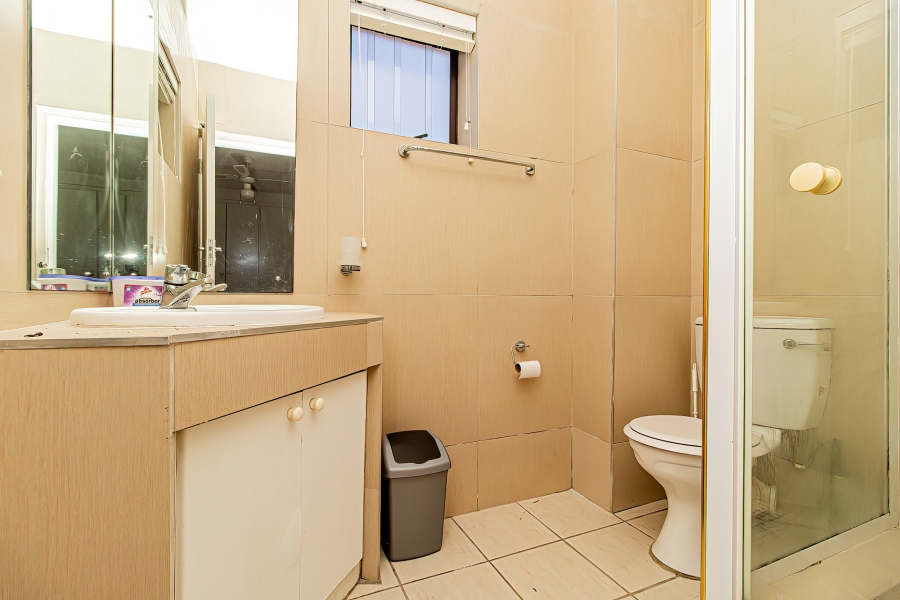 To Let 3 Bedroom Property for Rent in Beachfront Western Cape